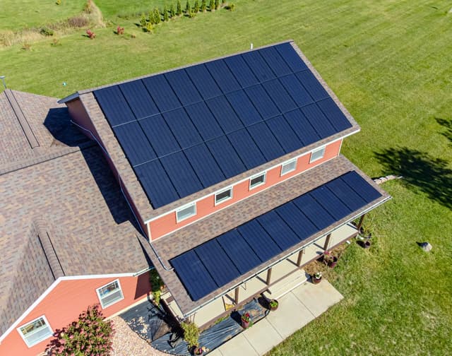 100 % d'autoconsommation solaire : voici 5 méthodes pour y arriver