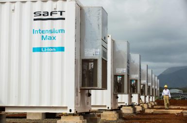 Dunkerque : Total et Saft vont construire le plus grand site français de stockage par batteries