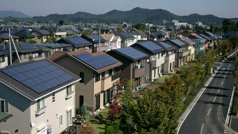 Japon : une toiture solaire pour toutes les nouvelles constructions