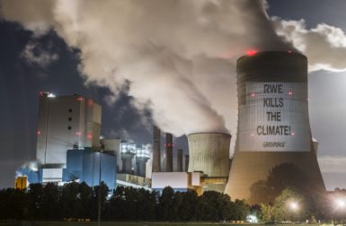 L’allemand RWE, plus grand pollueur d’Europe, investit des dizaines de millions dans l’éolien français