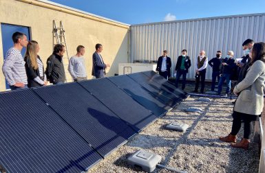 La cadence augmente pour les panneaux solaires hybrides Made in France